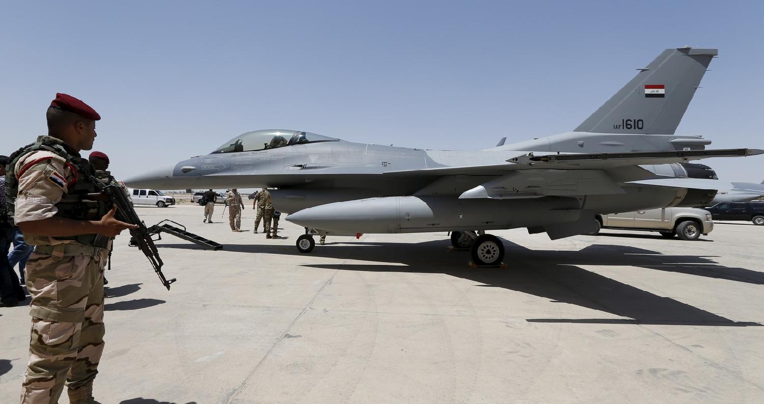 أعلنت مصادر أمنية عراقية اليوم الأحد، مقتل 15 إرهابيا بقصف للطيران الحربي العراقي في حوض حمرين قرب بعقوبة 150 كلم شمال شرق بغداد