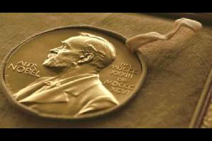 لم يفصل بين لحظات التهنئة والتكريم التي عاشها عالم الرياضة الكردي -من إيران- كوجر بيركار الحاصل على "وسام فيلدز- جائزة نوبل في الرياضيات" ولحظات الموا