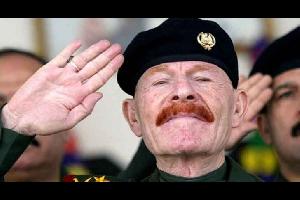 وجه نائب الرئيس العراقي الراحل صدام حسين، عزت إبراهيم الدوري، كلمة إلى الشعب العراقي وقوات الجيش، بمناسبة يوم الثامن من آب، حيث تحل الذكرى الثلاثون، ل