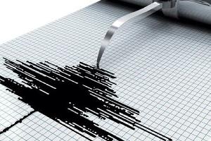 ضرب زلزال بقوة 6 درجات على مقياس ريختر، جنوب شرق جزر الكوريل المتنازع عليها بين روسيا واليابان في المحيط الهادي.
ونقلت وكالة أنباء سبوتنيك الروسية عن