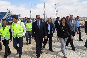 قالت وزيرة الطاقة والثروة المعدنية المهندسة هالة زواتي اليوم الثلاثاء إن مشروع توليد الكهرباء من طاقة الشمس في مخيم الزعتري الذي يؤمن الطاقة لحوالي 80