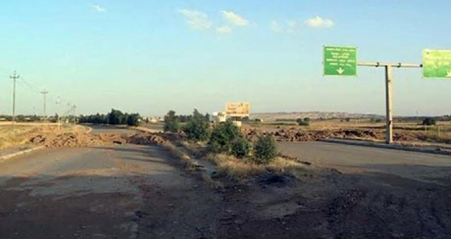 أعادت السلطات العراقية، اليوم الأحد، فتح الطريق البري الرابط بين كركوك وأربيل بعد توقف بسبب استفتاء الكرد