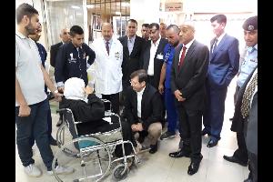 اكد وزير الصحة الدكتور محمود الشياب استمرارية الوزارة في تقديم الخدمة الصحية في المستشفيات والمراكز الصحية المناوبة واستمرار الرقابة الصحية وفقا لخطة