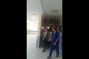 سما الأردن| واصل وزير الصحة الدكتور محمود الشياب جولاته الميدانية التي تشمل المستشفيات والمراكز الصحية المناوبة للوقوف على سير العمل خلال عطلة عيد الا