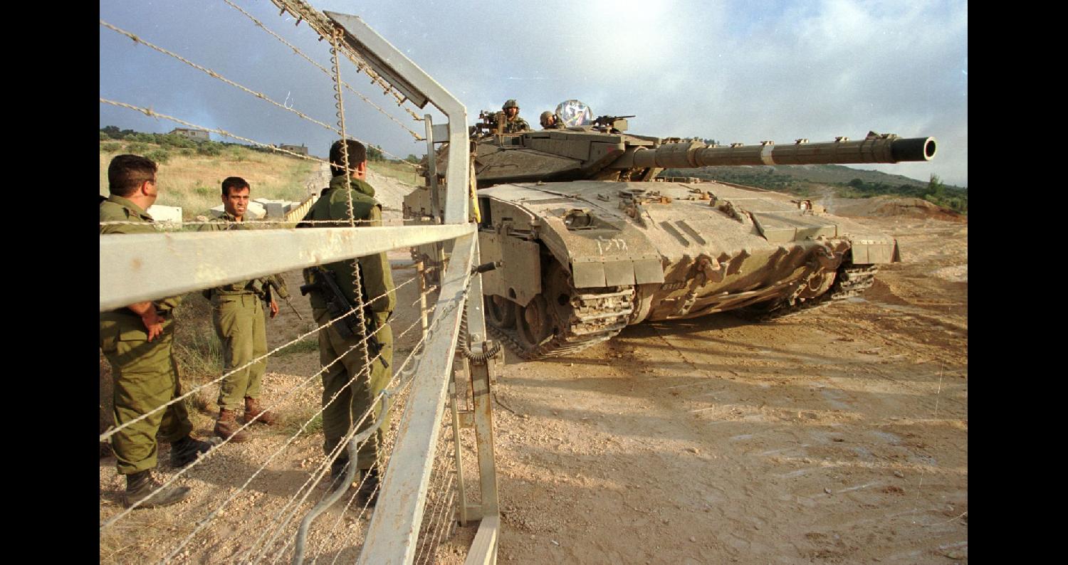 نفذت قوة إسرائيلية مؤللة اليوم السبت كشفاً على السياج الحدودي مع لبنان على طول الخط التقني بين تلال الوزاني ووادي العسل مروراً بالغجر والعباسية