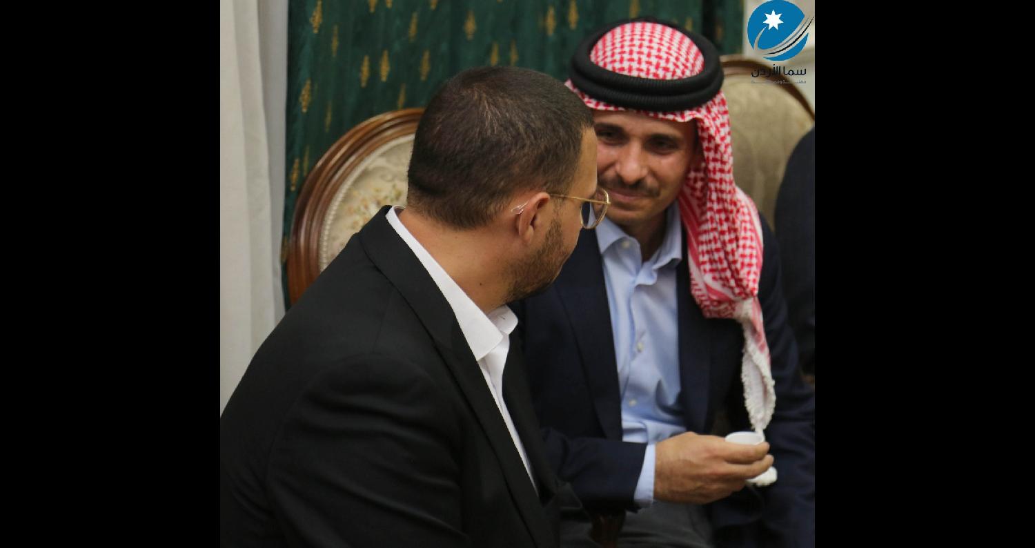الأمير حمزة برفقة الامير رعد يقدم واجب الغزاء بالزميل السيلاوي