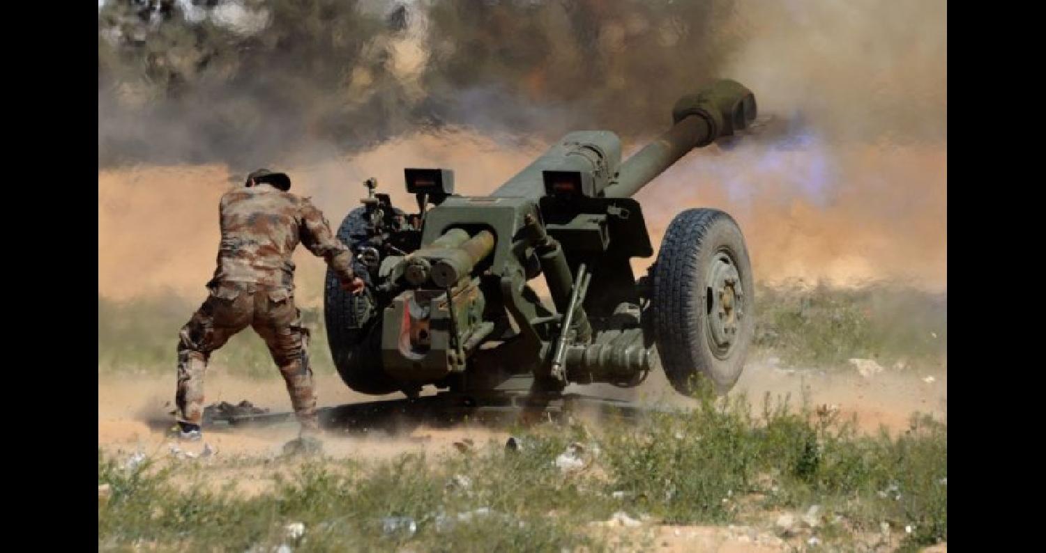 سما الأردن| تصدت منظومات الدفاع الجوي السورية لهجومٍ صاروخي اسرائيلي استهدف مواقع عسكرية في محافظتي حماه وطرطوس، بحسب وكالة الأنباء السورية "سانا".