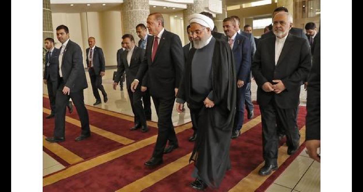 بدء قمة طهران بين رؤساء إيران وروسيا وتركيا