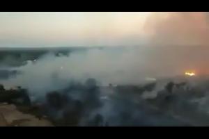 السيطرة على حريق صخم قرب البحر الميت(فيديو)