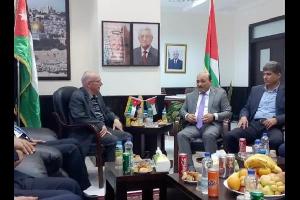 وزير الاشغال يلتقي نظيره الفلسطيني في رام الله