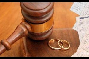 الهند تحظر الطلاق بالثلاث بين المسلمين