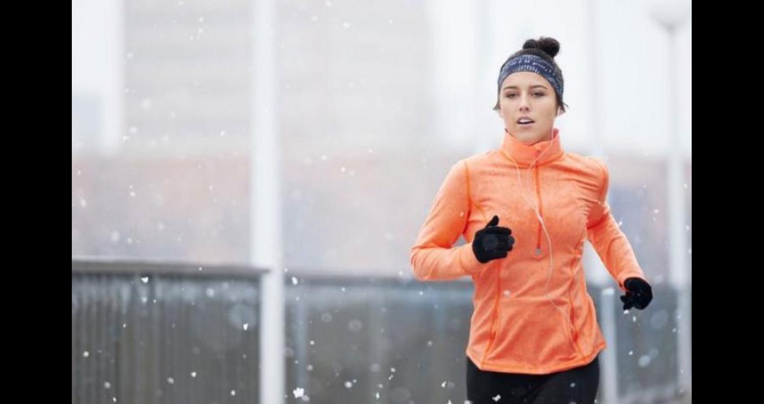 كيف يساعد الطقس البارد في تخفيض الوزن؟