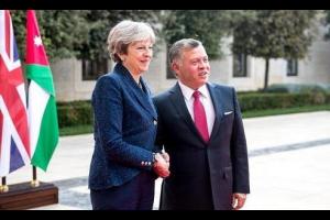 الملك بحث مع رئيسة وزراء بريطانيا تسليم وليد الكردي