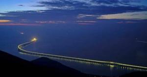 افتتاح أطول جسر مائي في العالم