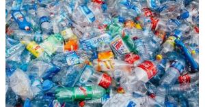 دراسة: التلوث بسبب البلاستيك بدأ يظهر في الفضلات البشرية