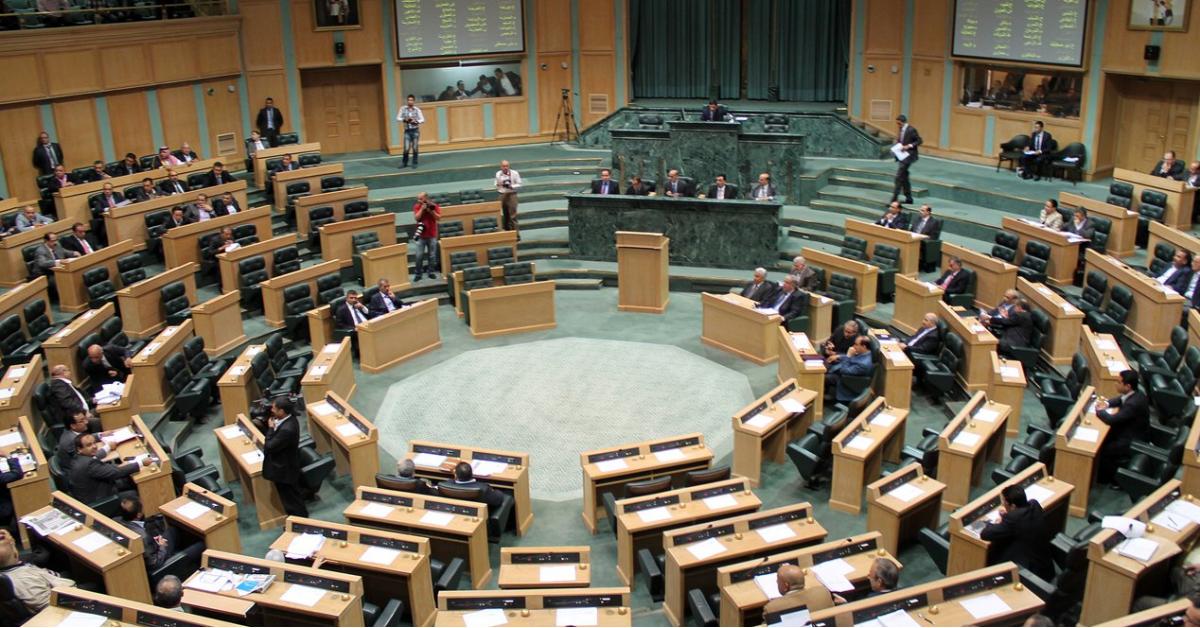 مجلس النواب يعقد جلساته في قاعة المؤتمرات بمسجد الملك عبد الله