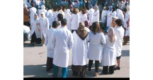 نقابة الممرضين تمهل الحكومة عشرة أيام لتعديل نظام الخدمة المدنية