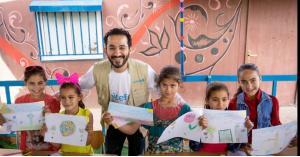 سفير اليونيسف الفنان أحمد حلمي يزور مخيم الزعتري