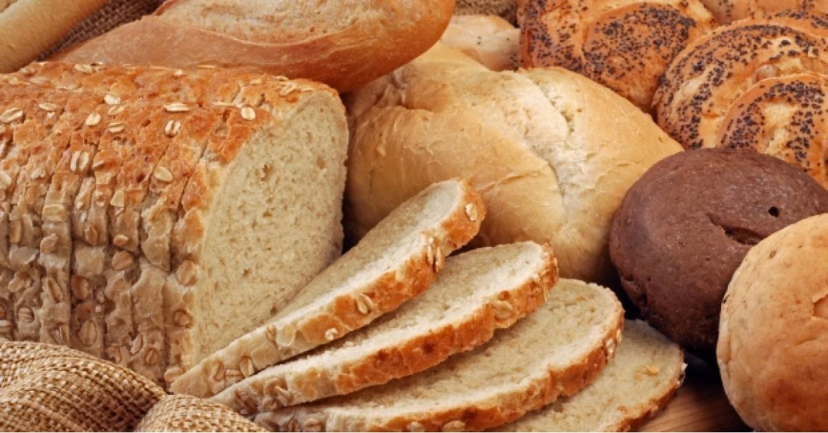 كيف تجعلي الخبز القديم صالح للأكل مرة أخرى؟