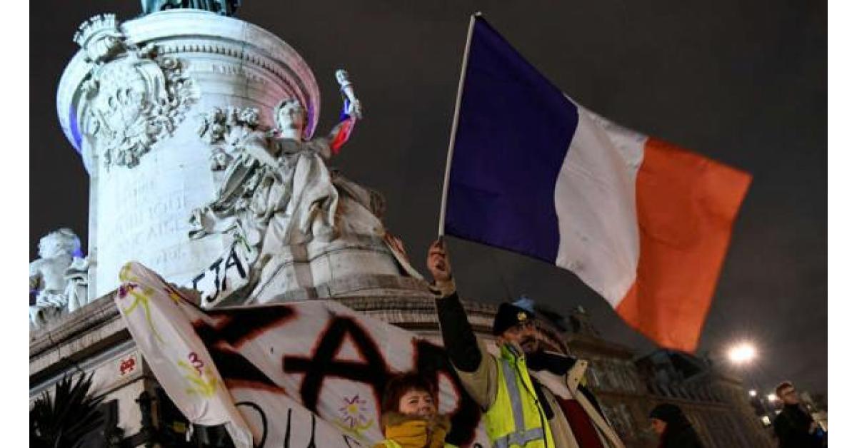 فرنسا تعلن سيطرتها على احتجاجات الستر الصفراء
