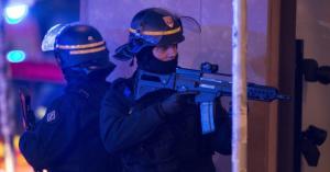 فرنسا: قتلى وجرحى بهجوم "إرهابي"