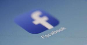 فيسبوك يعترف بتسريب صور ملايين المستخدمين