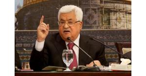 الرئيس الفلسطيني محمود عباس يحل المجلس التشريعي