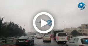 تساقط حبات البرد في بعض مناطق عمان.. فيديو