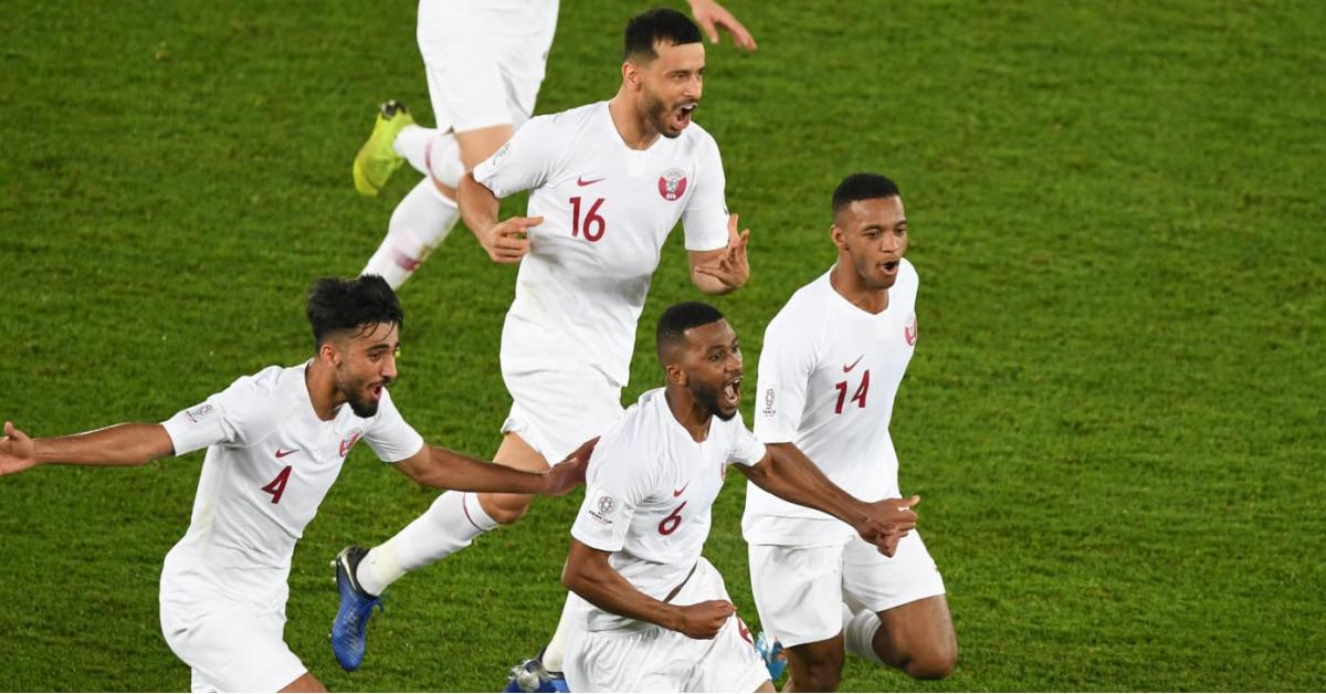 قطر 4 - 0 الإمارات.. بث مباشر