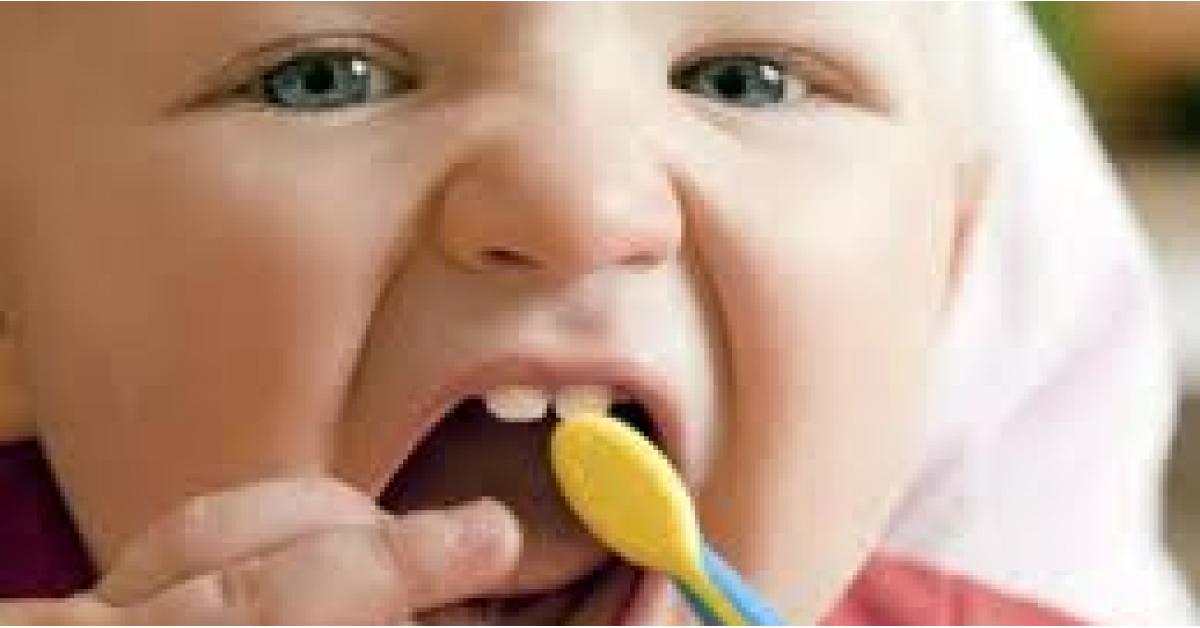ضرر معجون الأسنان على الأطفال