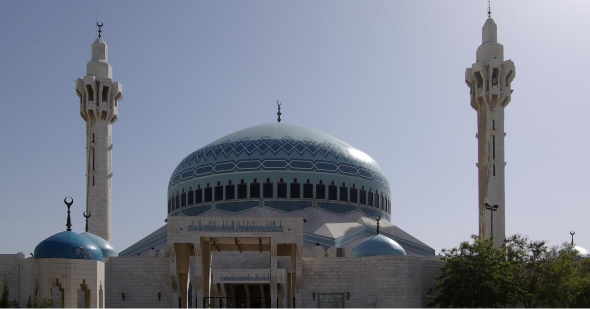 مساجد المملكة مفتوحة امام المواطنين بسبب الأحوال الجوية
