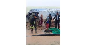 إخلاء لاجئين في منجا داهمتهم مياه الأمطار