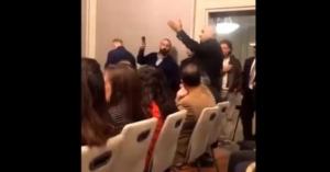 اردني يهاجم السفيرة الاردنية في واشنطن والمدافعين عنها "اطلع برا".. فيديو