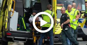 بالفيديو.. "مشاهد ينفطر لها القلب" من داخل المسجد بعد مذبحة نيوزلندا