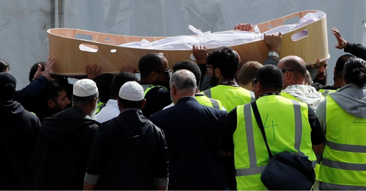 تشييع جثامين شهداء مجزرة المسجدين في نيوزيلندا.. صور