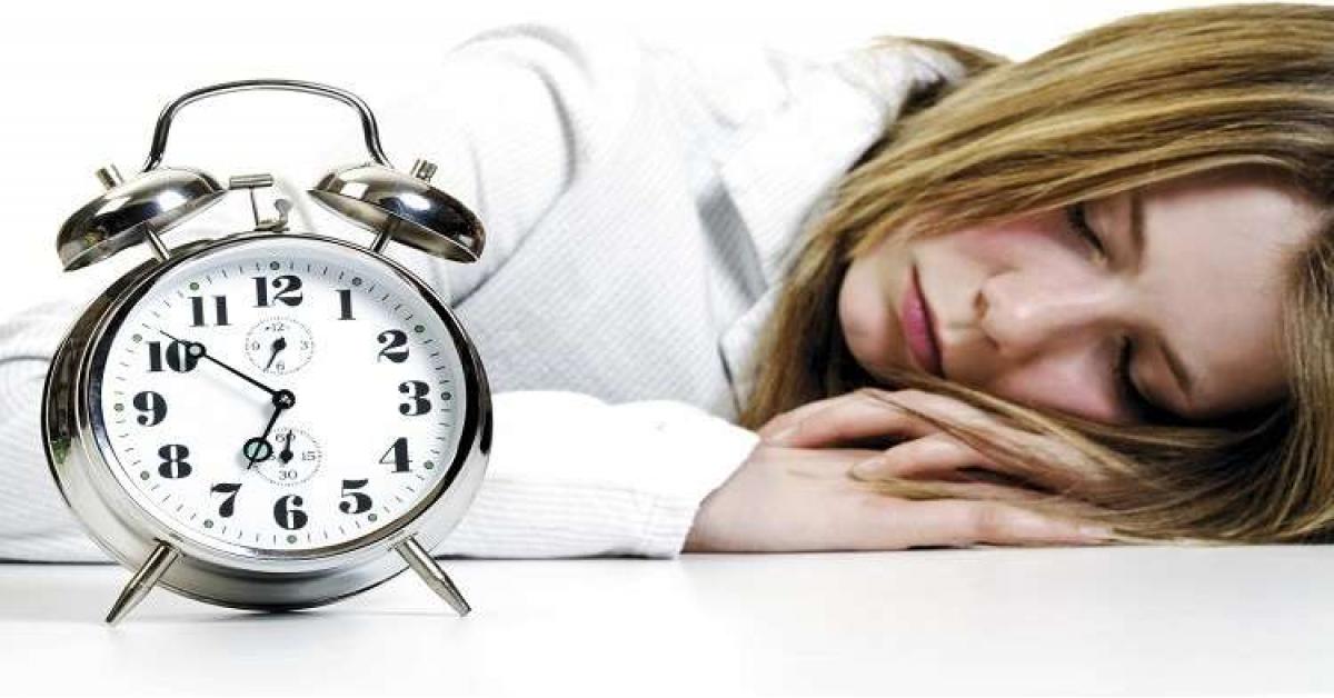 مرض نادر يجبر بريطانية على النوم 22 ساعة يوميا