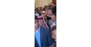 ولي العهد يؤدي صلاة الجمعة في مسجد جده.. صور