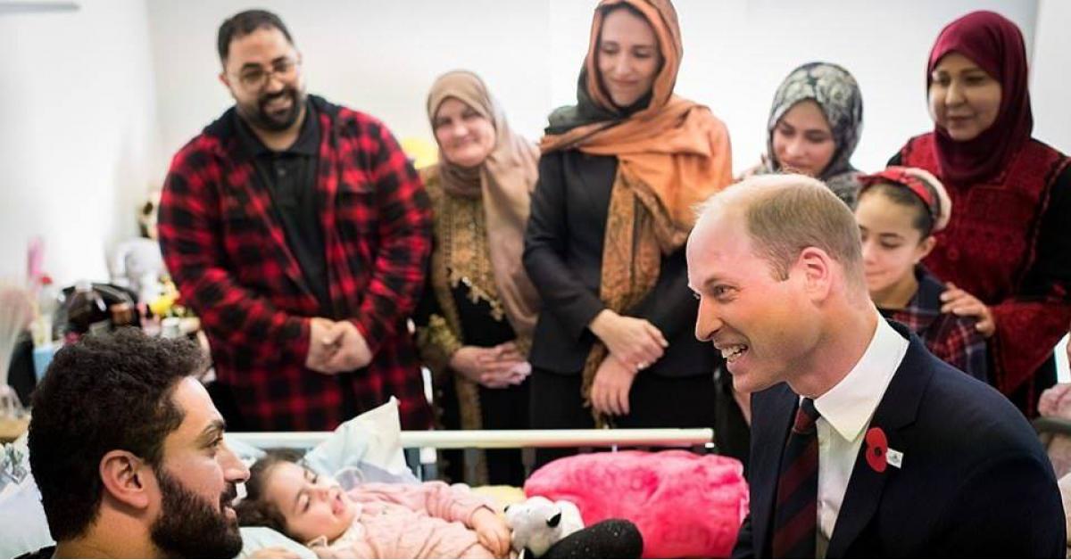 الامير وليام يزور الطفلة الاردنية لين الساطي المصابة في نيوزلندا (فيديو وصور)