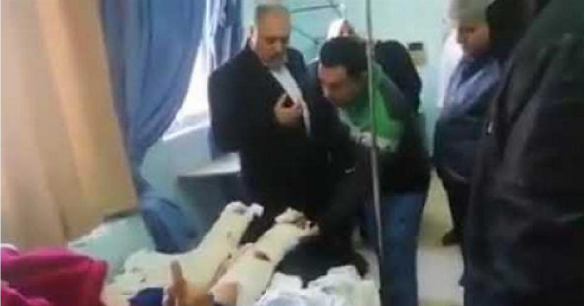 "شرشف" في مستشفى يغضب وزير الصحة.. فيديو