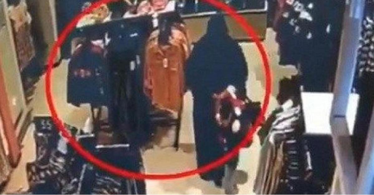 فيديو صادم.. سعودية تحاول خطف طفلة من داخل محل