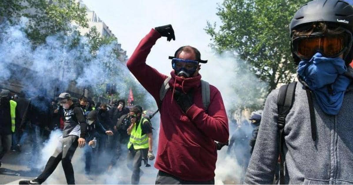 شرطة فرنسا تعتقل العشرات في "يوم العمال"