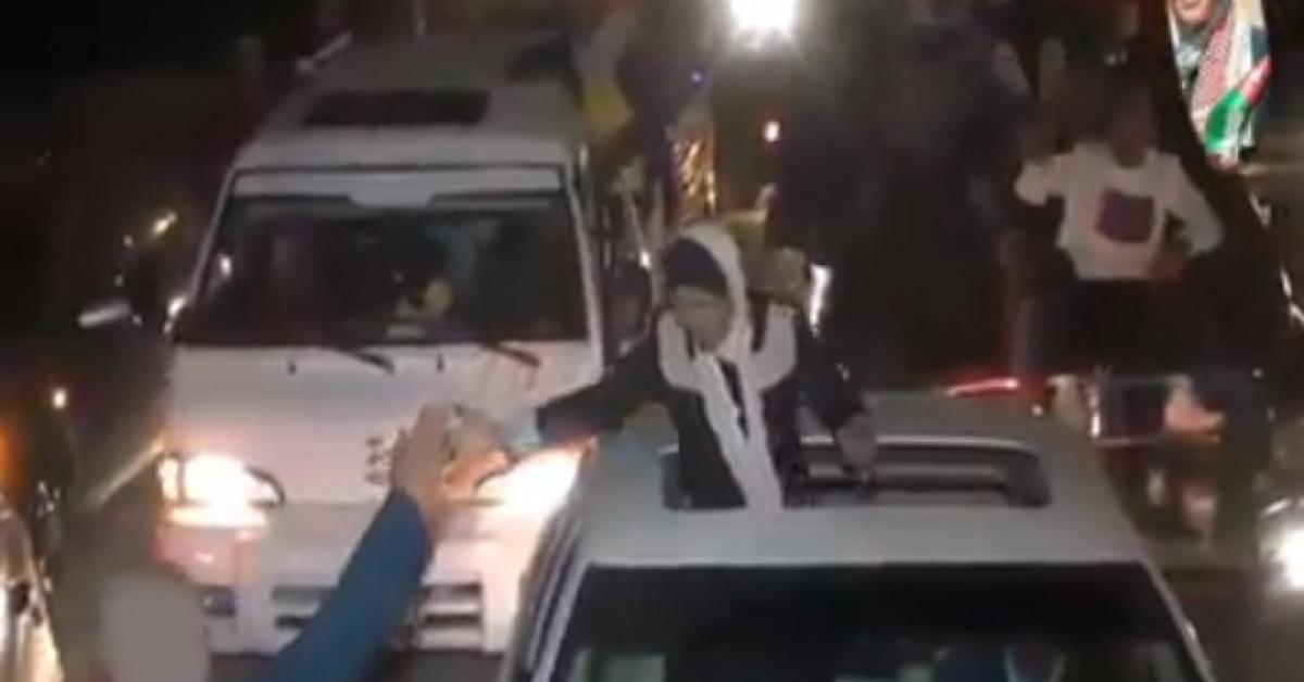 لحظة استقبال النائب فضية الديات بعد خروجها من السجن.. فيديو