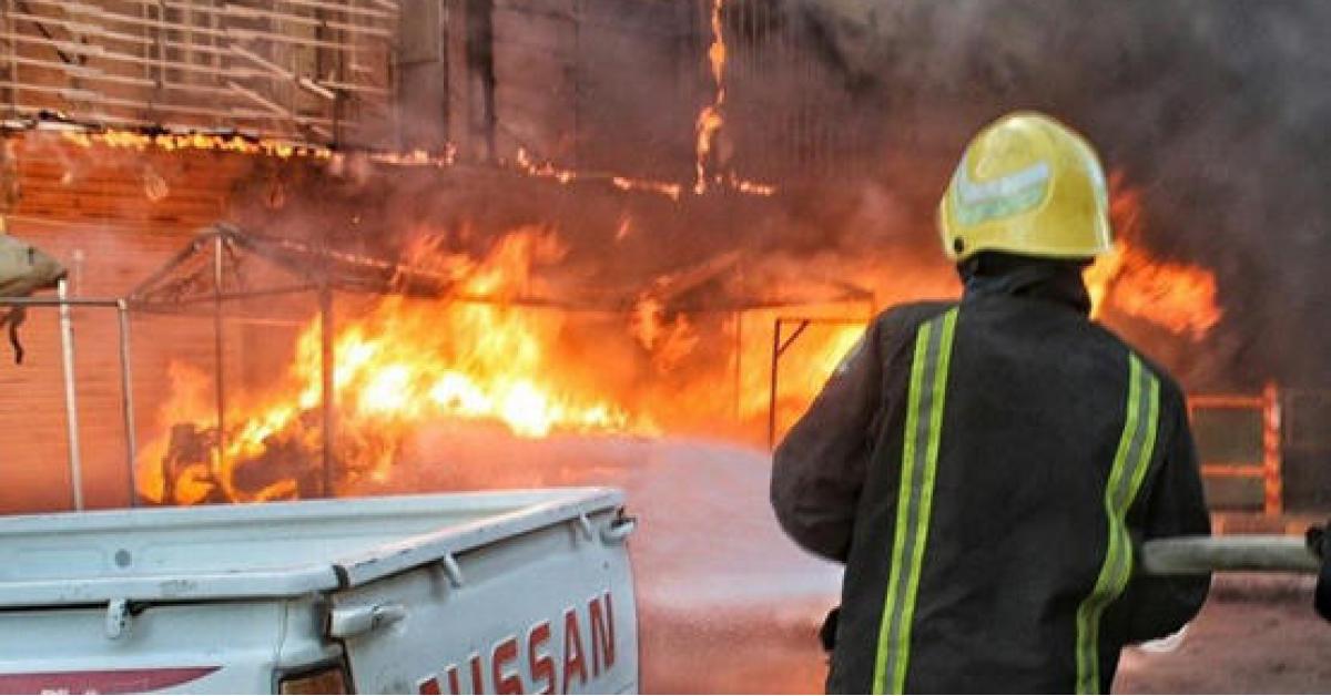 إصابة رجال أمن بحريق كرفان في معان