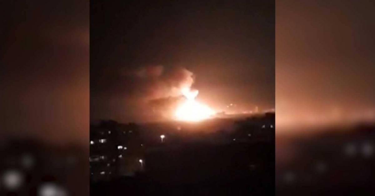 دوي انفجارات في دمشق وإطلاق الدفاعات الجوية