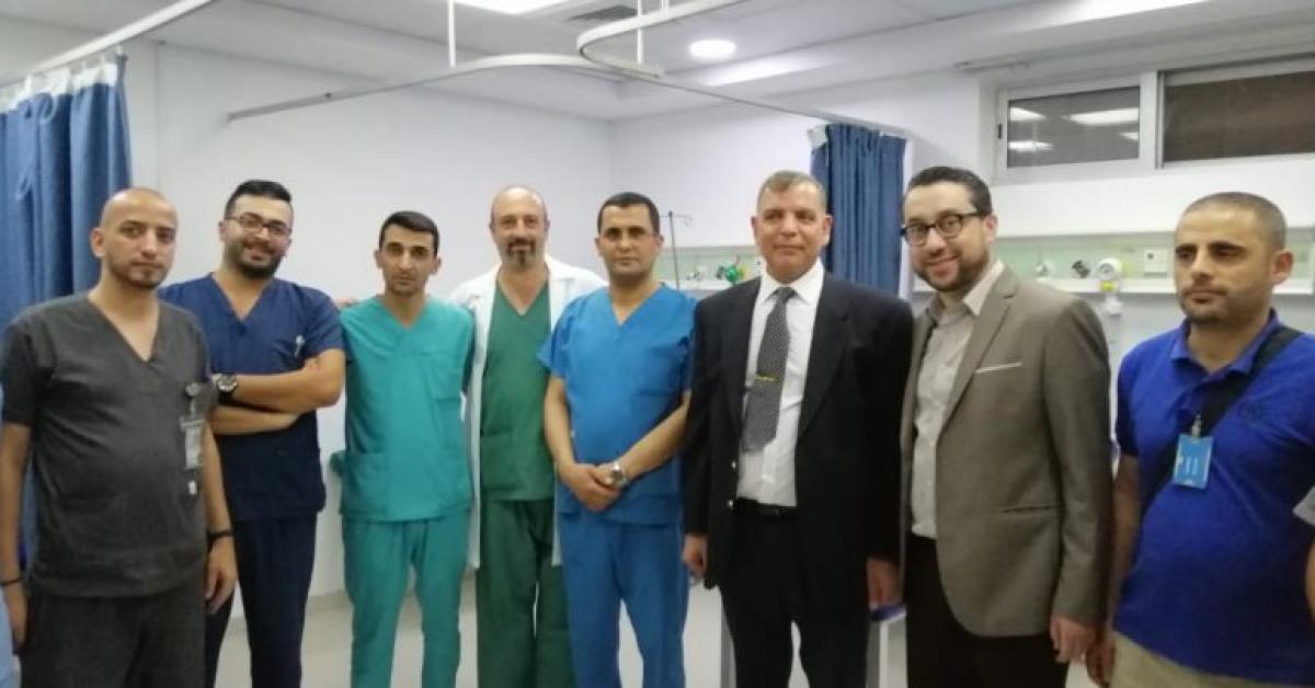 وزير الصحة يشارك الافطار مع موظفي مستشفى جرش (صور)