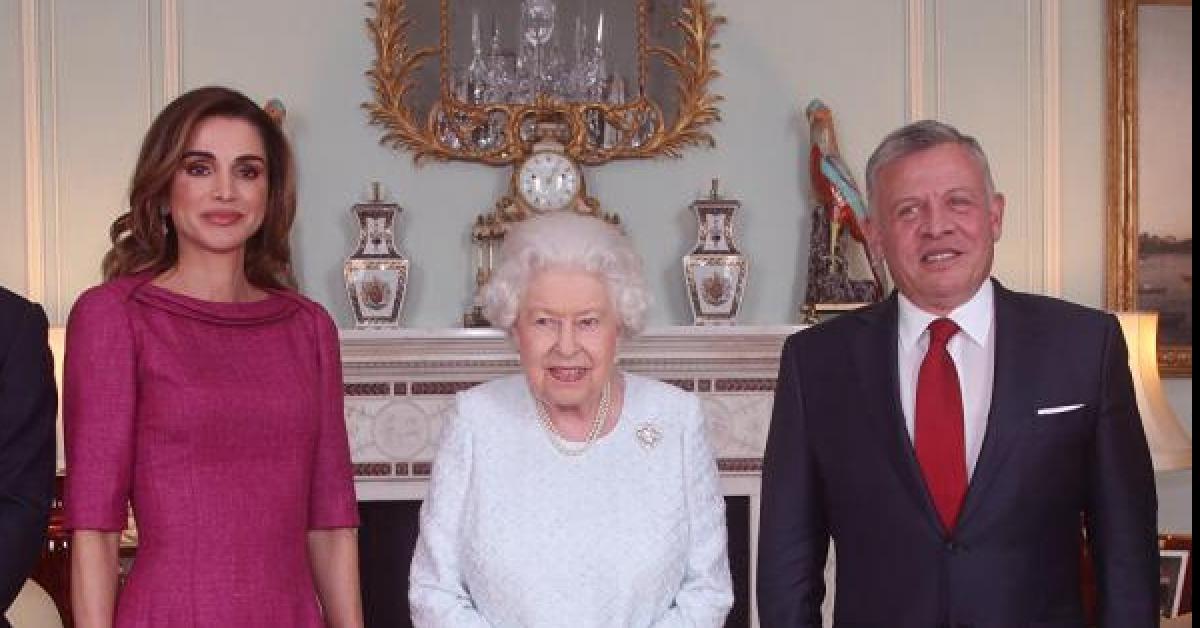 جلالة الملك يتلقى برقية تهنئة من ملكة بريطانيا