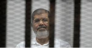 وفاة الرئيس المصري الأسبق محمد مرسي في المحكمة