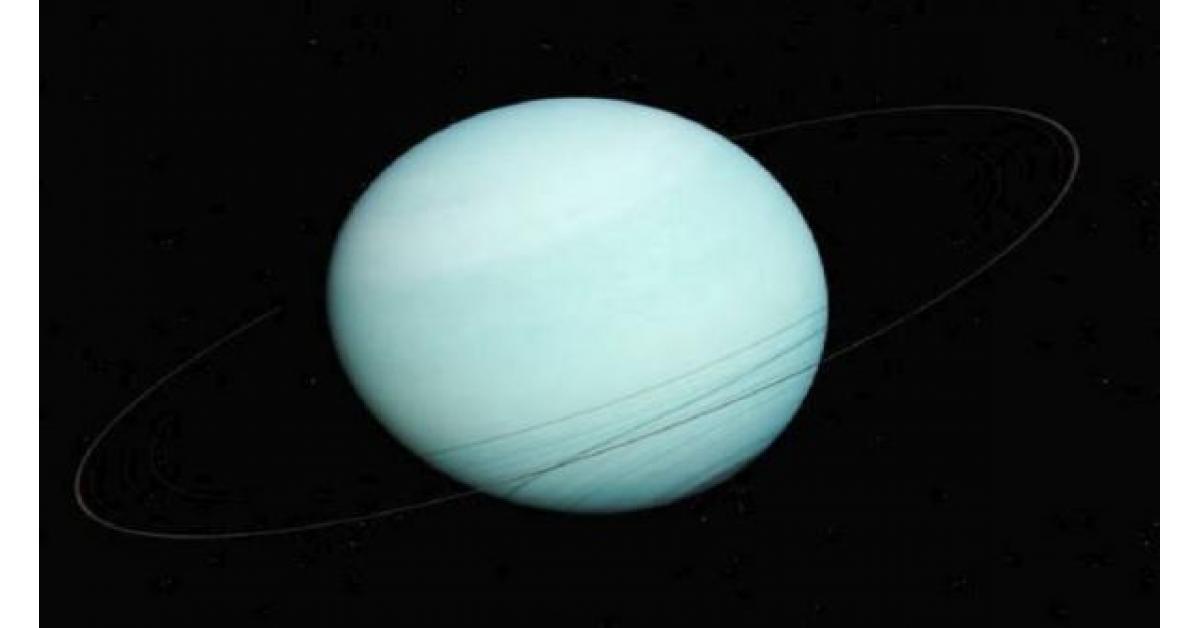 أورانوس يتوهج بحلقات لا مثيل لها في النظام الشمسي