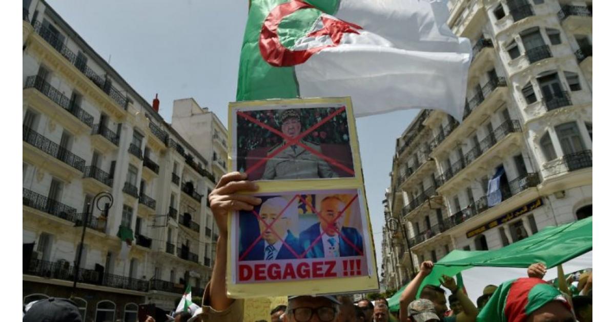 تواصل التظاهرات في الجزائر للمطالبة بـ "الدولة المدنية"