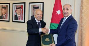 اللوزي يتسلم أوراق اعتماد السفير المغربي لدى المملكة